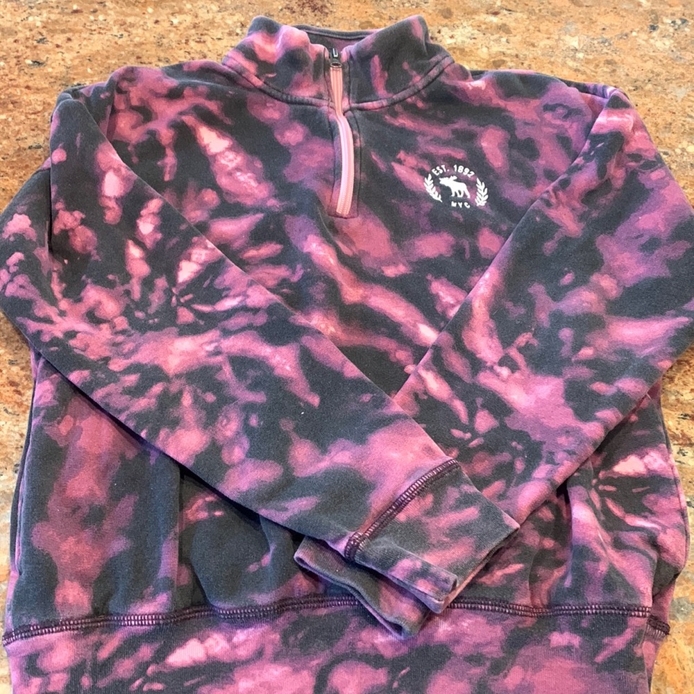 NWOT 1/4 zip pull over